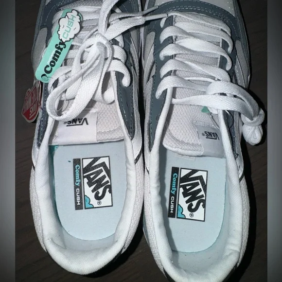 Vans size 11 new - Picture 2 of 5